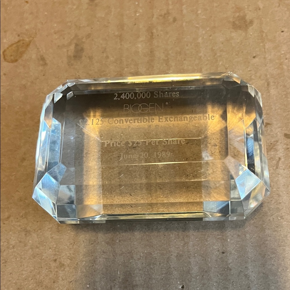 Crystal Paperweight with Engraving
2,400.000 Shares Biogen 1989